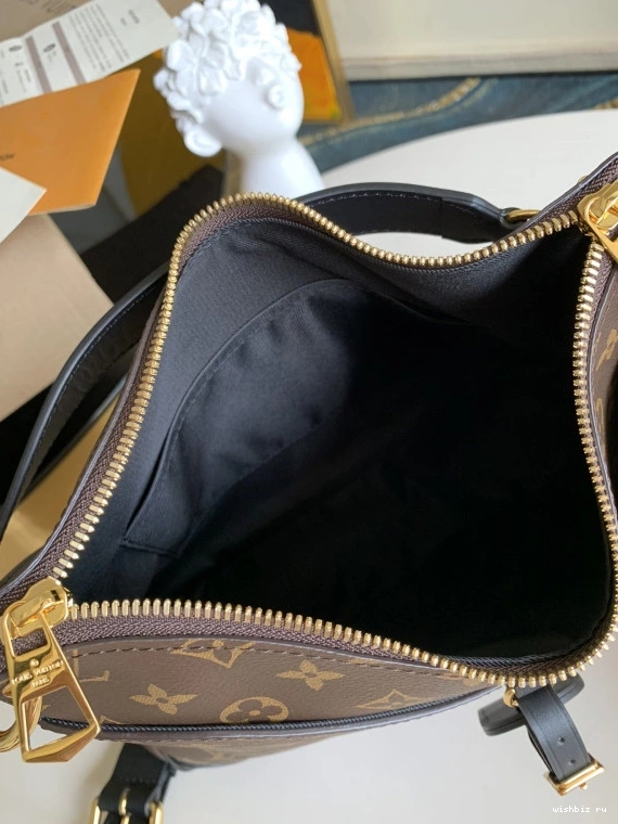 WIS ODÉON VUITTON LOUIS MM 0902